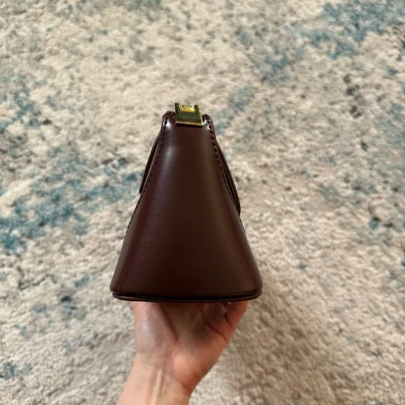 Cuiab Reddish Brown Shoulder Bag - Picture 11 of 13